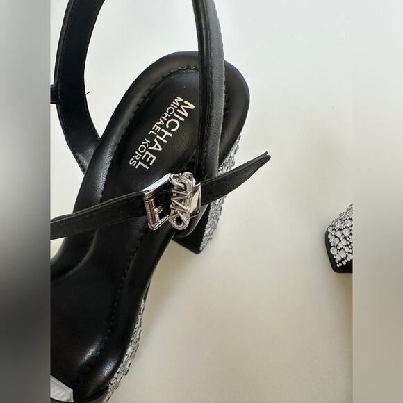 Michael kors Laci Embellished Leather Platform Sandal size 6 - Picture 16 of 16